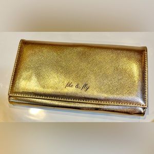 File & Fly Document Travel Wallet